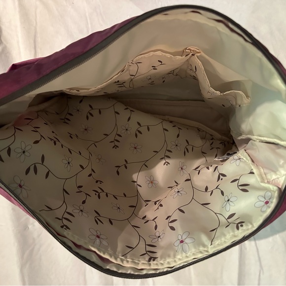 Sherpani Travel Bag - Picture 6 of 9